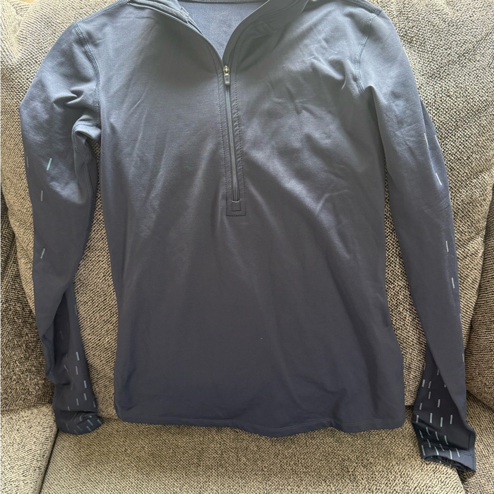 Nike Women's Gray Long Sleeve Top